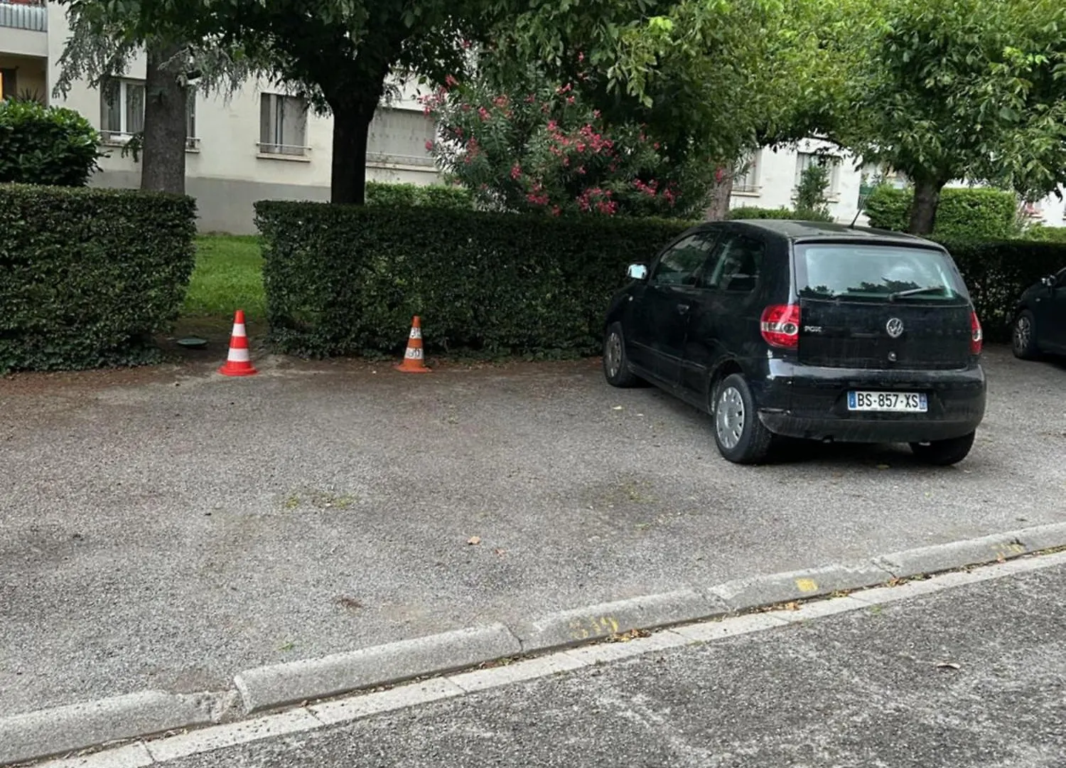 Appartement 2 Chambres Dans Une Residence Plus Parking Avignon 0*,  France